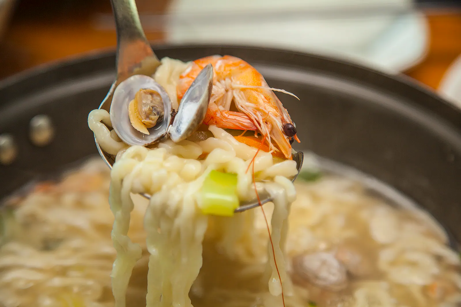 Seafood knife-cut noodle soup